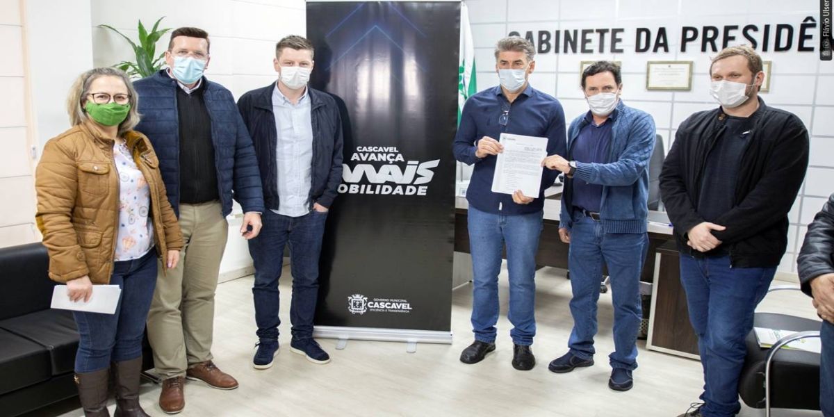 Prefeito protocola na Câmara o Plano Plurianual para 2022/2025