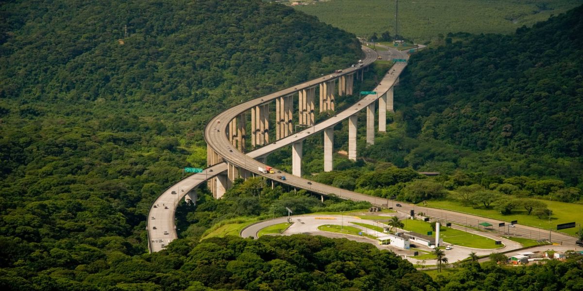 Ecorodovias é multada em R$ 66 mi e suspensa de licitações por 2 anos no Paraná