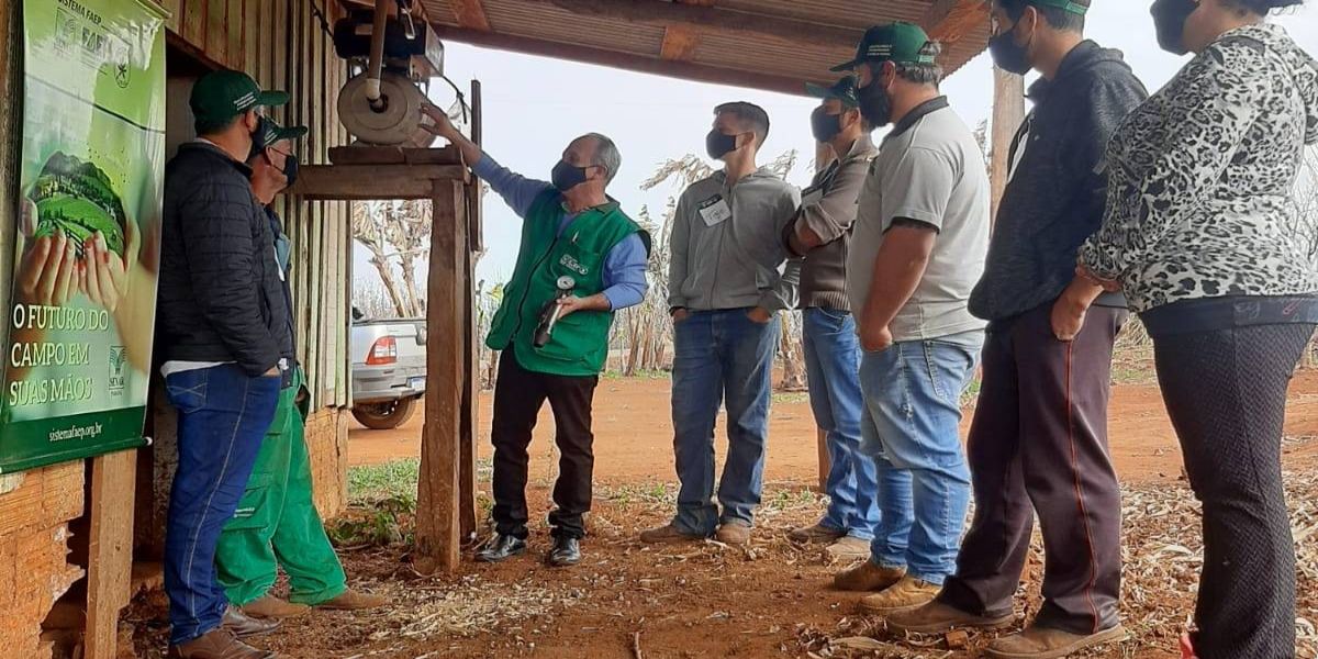 Curso de Manejo e Ordenha é concluído por produtores de leite e derivados