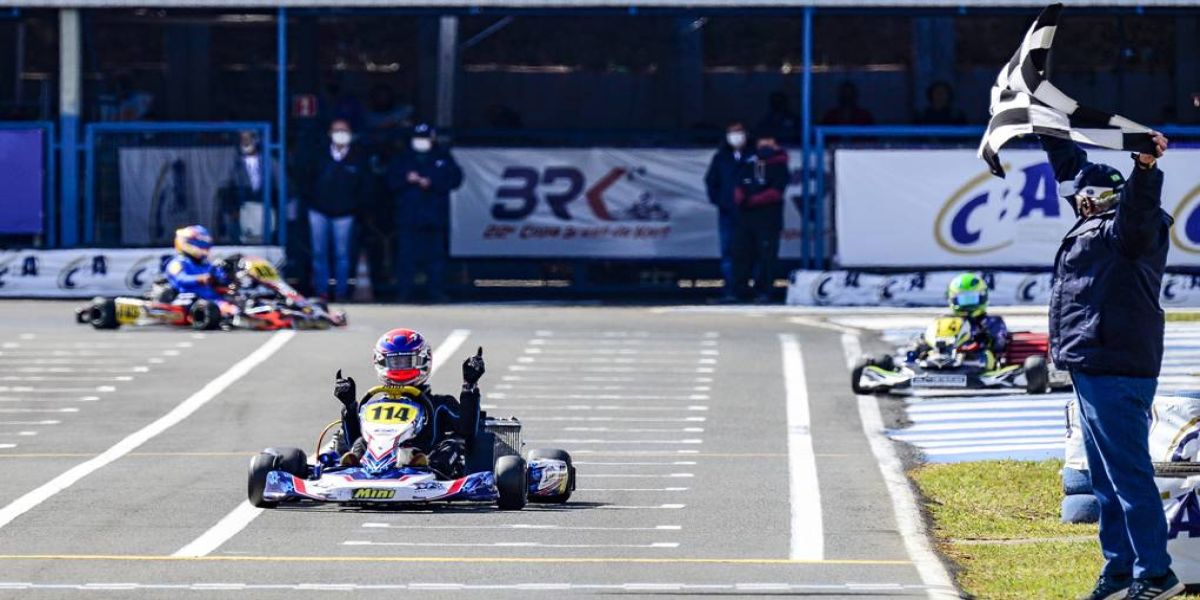 Três paranaenses sagram-se campeões na Copa Brasil de Kart em Londrina