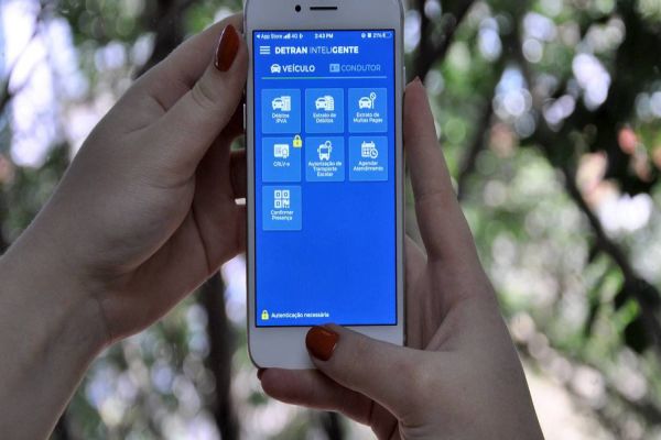 Uso de serviços online do Detran/PR aumenta 70%