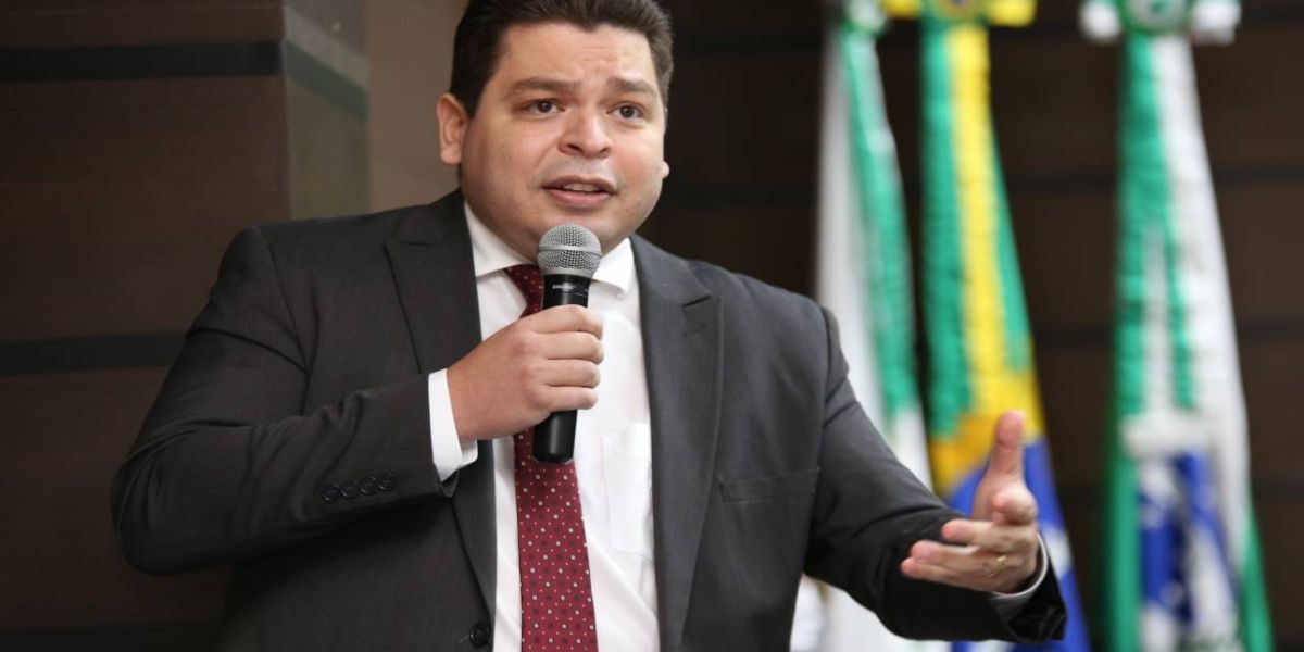 Câmara de Cascavel emite nota de repúdio por declarações de deputado Gugu