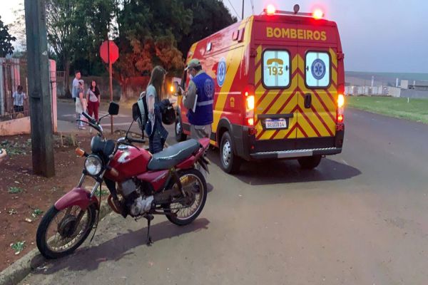 Imagem referente a notícia: Duas motos se envolvem em colisão de trânsito no Bairro Floresta