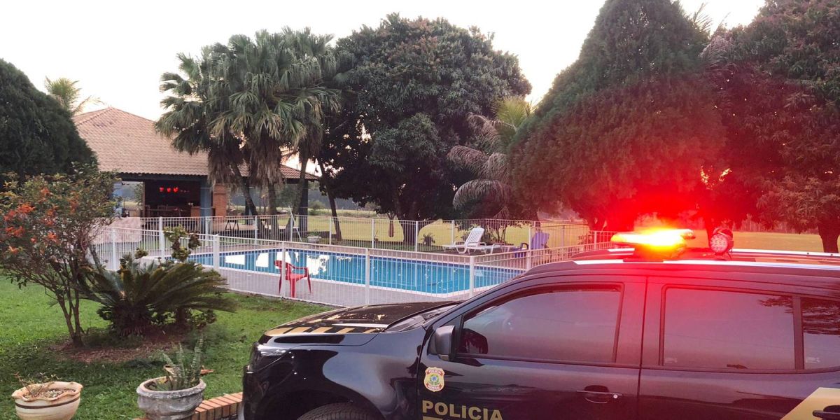 Operação IW combate tráfico internacional de armas e de drogas no Paraná