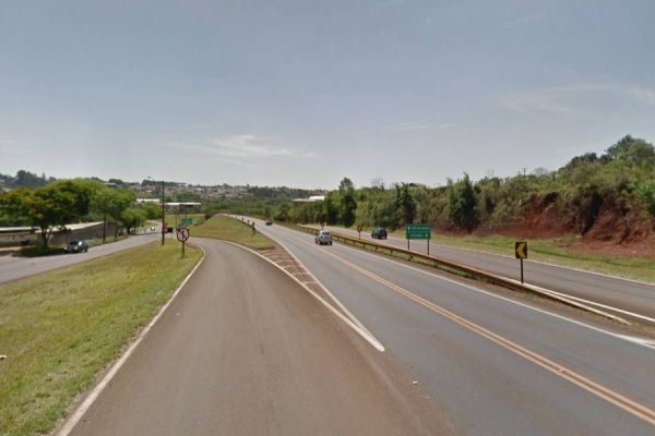 Ecocataratas realiza a instalação de refletores sob o viaduto XIV de Novembro