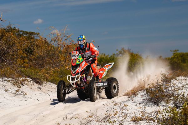 Marcelo Medeiros segue invicto na liderança dos Quadriciclos na sexta etapa do Sertões 2021