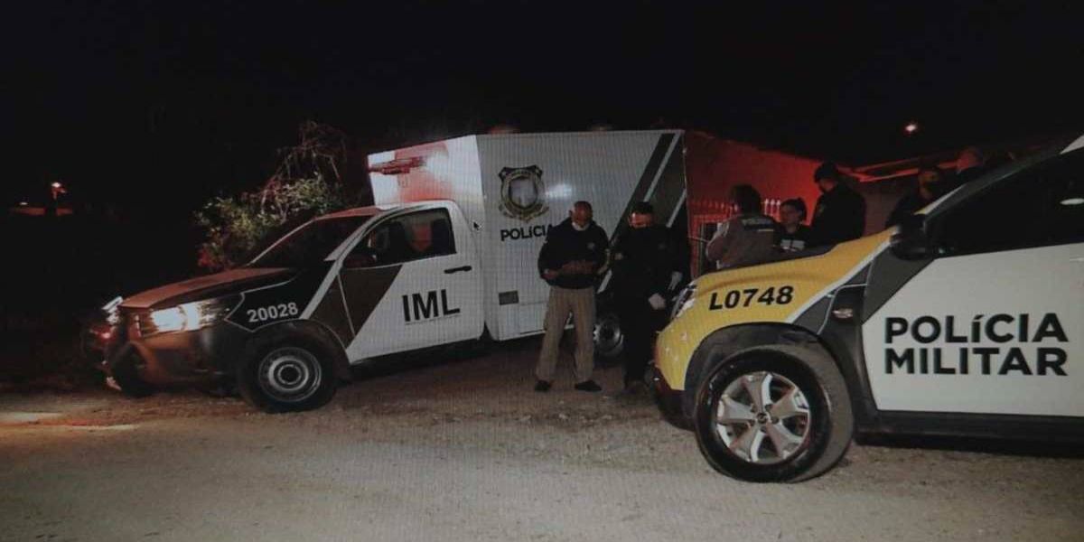 Mulher é arrastada para o quarto e executada com um tiro na nuca