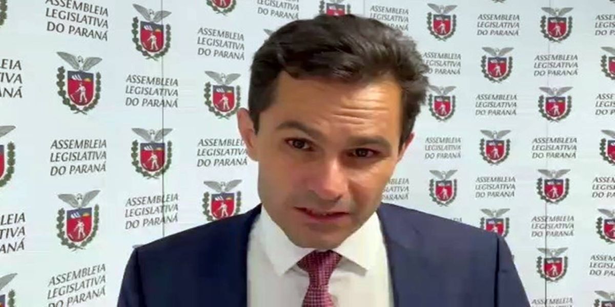Homeschooling no Paraná é aprovada em primeiro turno