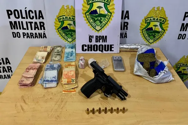 Foto relacionada a notícia: Policia Militar apreende mais de 3 mil reais obtido com a venda de entorpecente no Bairro Interlagos