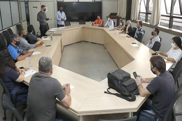 Município e Estado discutem a realização do Paraná em Ação