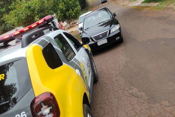 Polícia Militar recupera Azera minutos após ser furtado no Bairro Cancelli