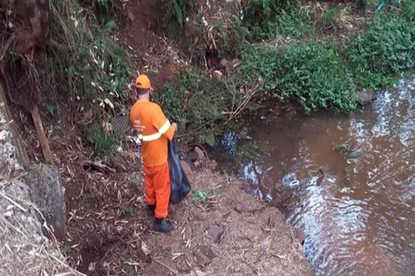 Meio Ambiente realiza limpeza de rios em Cascavel