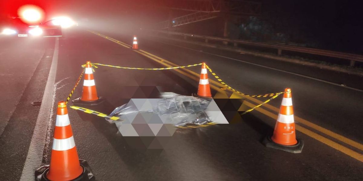 Mulher morre após ser atropelada por caminhonete na BR-277