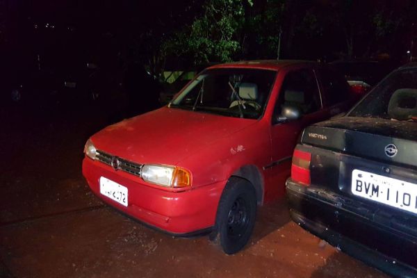 Gol furtado na Rua Riachuelo é recuperado pela Polícia Militar no Bairro Interlagos
