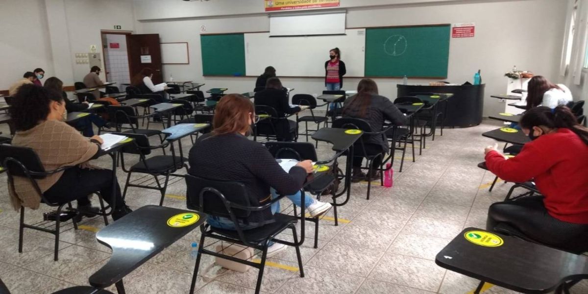 Educadores realizam a primeira etapa do Processo de Seleção para Coordenador Pedagógico de CMEI