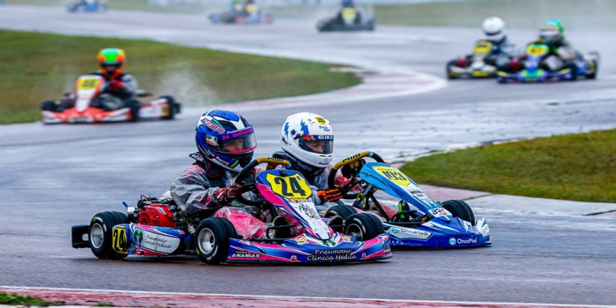 Giovana Marinoski tem fim de semana difícil no Open do Sul-Brasileiro de Kart