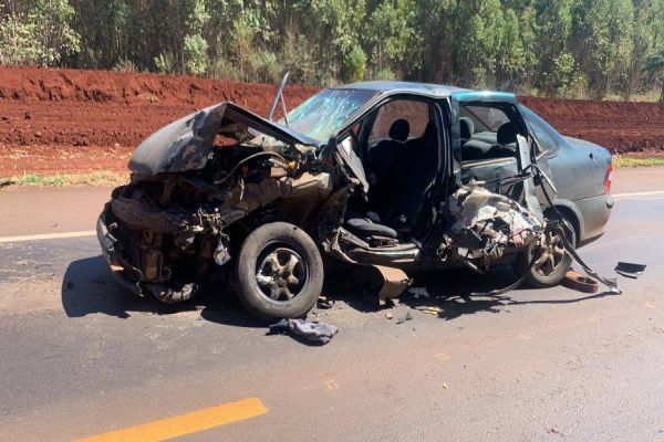 Imagem referente a notícia: Homem fica em estado grave após gravíssimo acidente de trânsito na BR-163 em Cascavel
