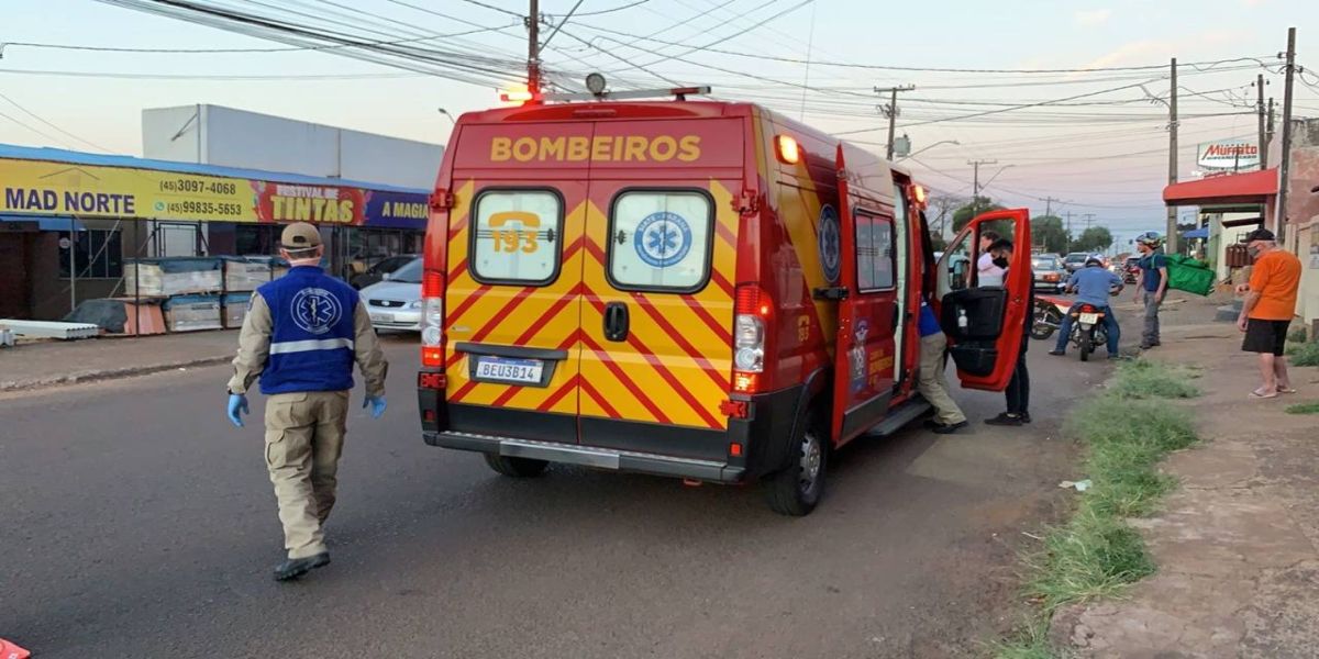 Motociclista  fica ferido após colisão de trânsito na Rua Altemar Dutra