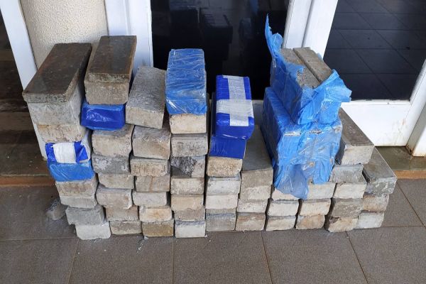 Denarc Cascavel apreende adolescente de 17 anos com mais de 120 quilos de maconha