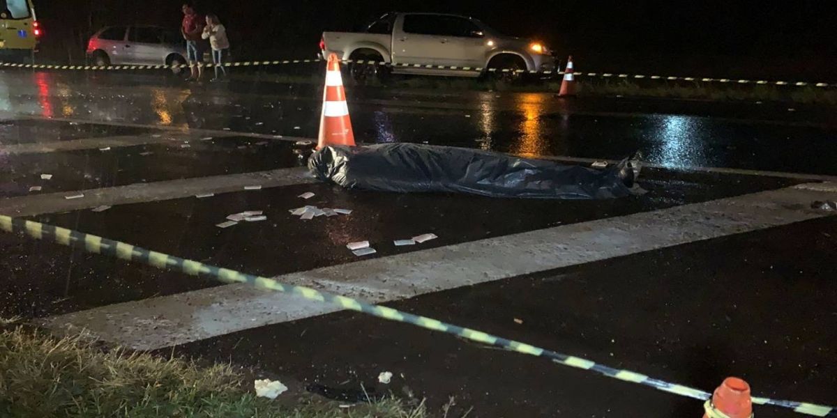 Homem morre após ser atropelado na rodovia BR-277 em Cascavel