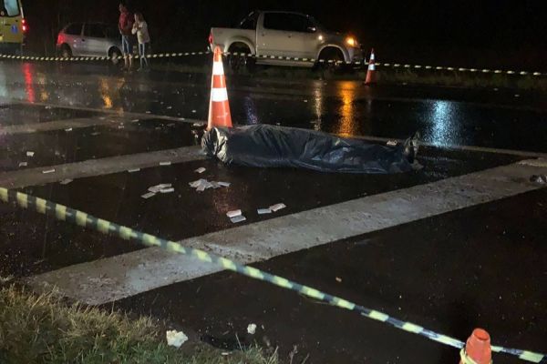 Imagem referente a notícia: Homem morre após ser atropelado na rodovia BR-277 em Cascavel
