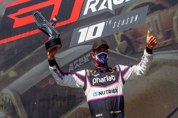 GT Sprint Race: Thiago Camilo ganha a segunda corrida em Curitiba