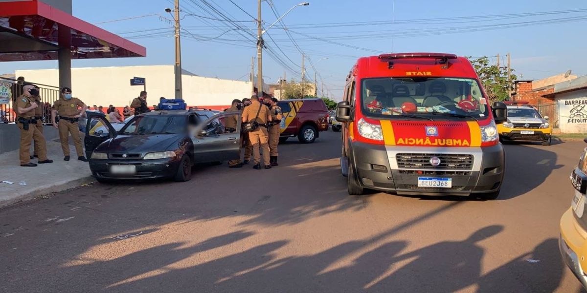 Homem morre e jovem fica estado grave após serem atingidos por disparos de arma de fogo
