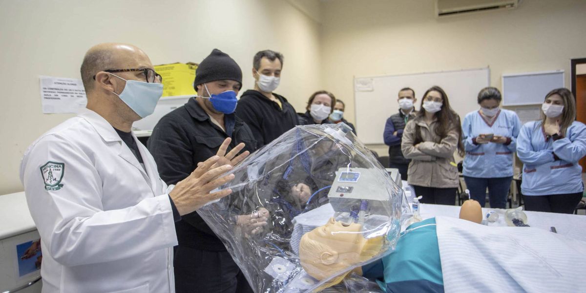 Hospitais universitários estaduais se tornam referência no enfrentamento da pandemia