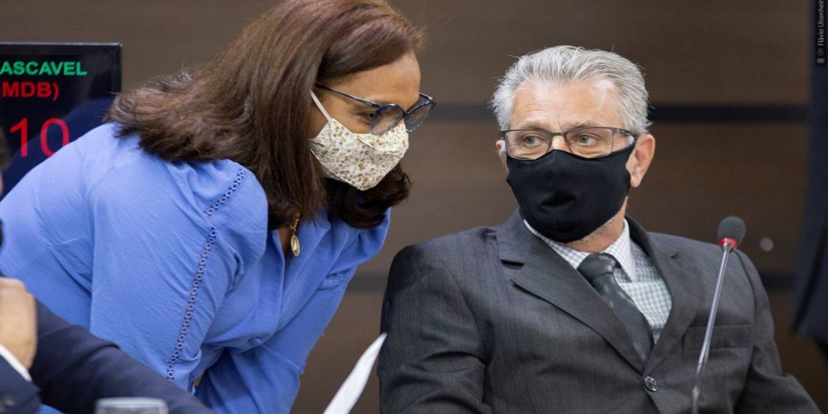 Escolas e transporte devem ter cartazes contra abusos a crianças e adolescentes