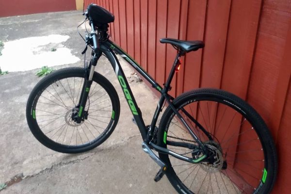 Imagem referente a notícia: Bicicleta é furtada de residência durante a madrugada no Bairro Parque São Paulo