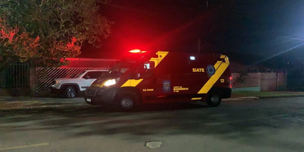 Idoso sofre fratura após cair de escada no Bairro Brasília em Cascavel