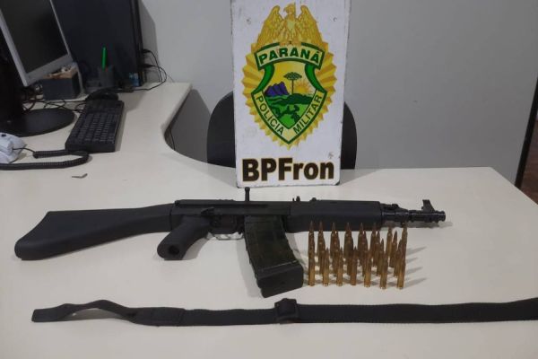 BPFRON apreende fuzil durante abordagem a ônibus em Medianeira