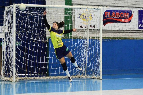 Stein Cascavel Futsal abre seletiva para meninas de 2003, 2004 e 2005