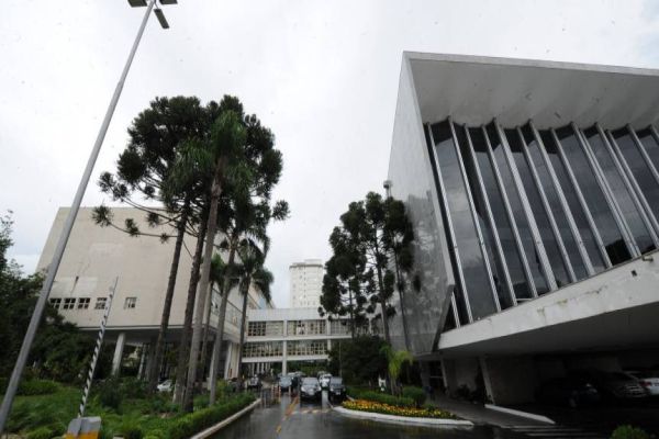 Deputados iniciam votação de proposta que facilita execução de novos projetos pelas startups