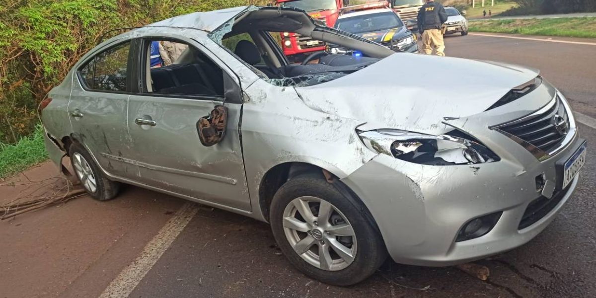 Homem de 56 anos fica em estado grave após capotamento na BR-467