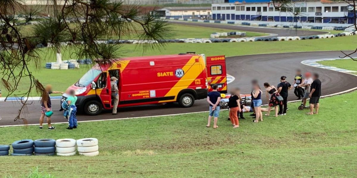 Mulher fica ferida após acidente no Kartódromo de Cascavel