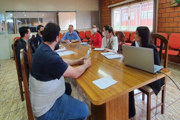Coopavel define com coordenadores início de preparativos do 34º Show Rural