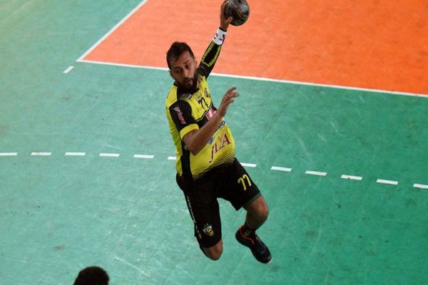 Cascavel Handebol vence compromisso no estadual e agora foca na Liga Nacional