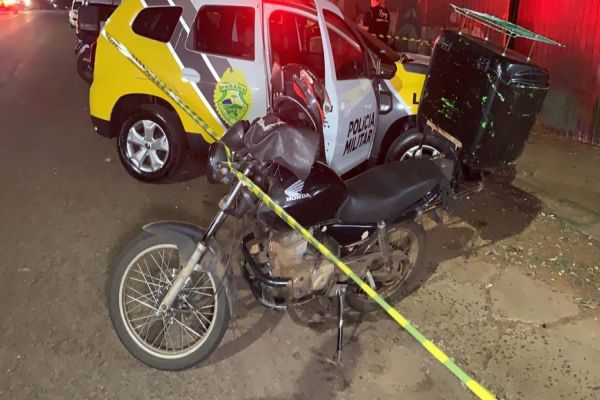 Imagem referente a notícia: Dois mototaxistas são executados a tiros enquanto dormiam na Avenida Carlos Gomes