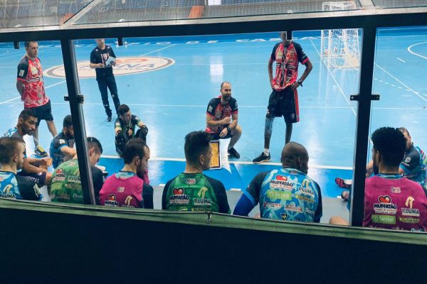Cascavel Futsal inicia mata-mata da Série Ouro do Campeonato Paranaense