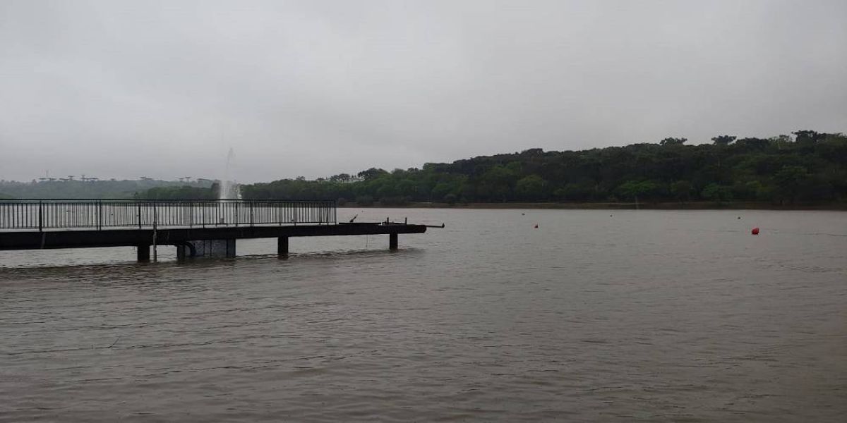 Água no Lago Municipal sobe 11 centímetros após chuvas