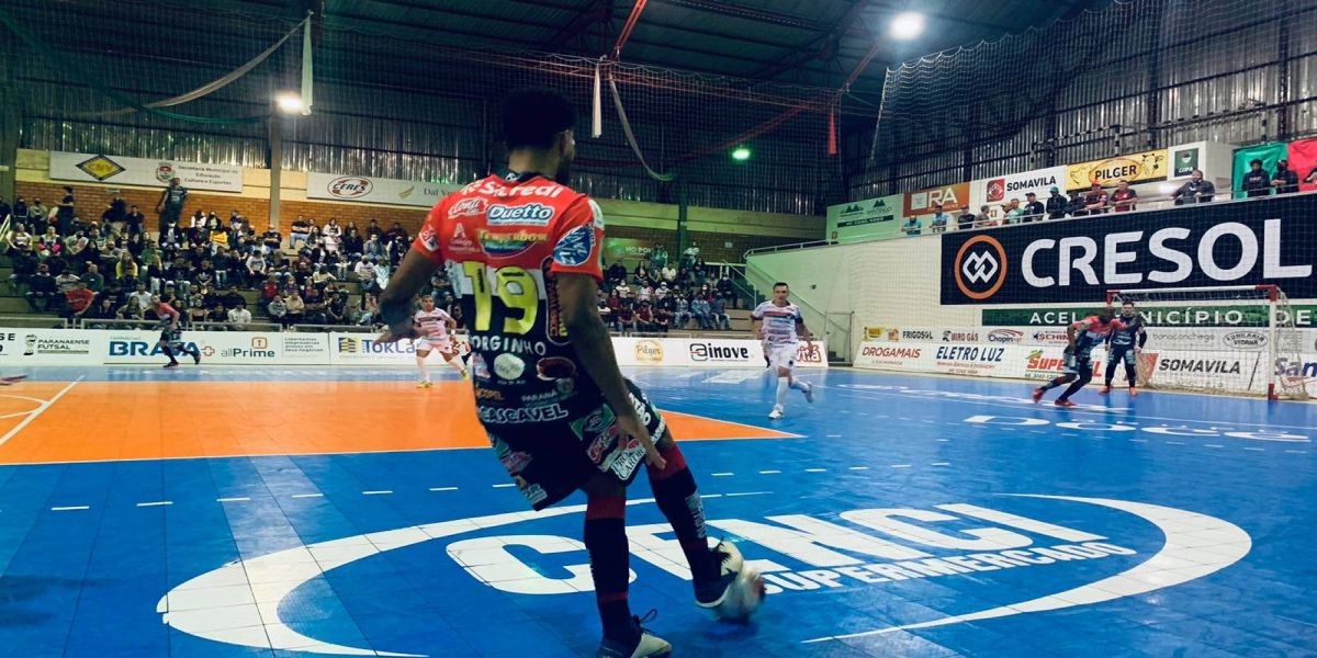 Cascavel Futsal vence Acel/Chopinzinho e terá a vantagem do empate para chegar até as semifinais