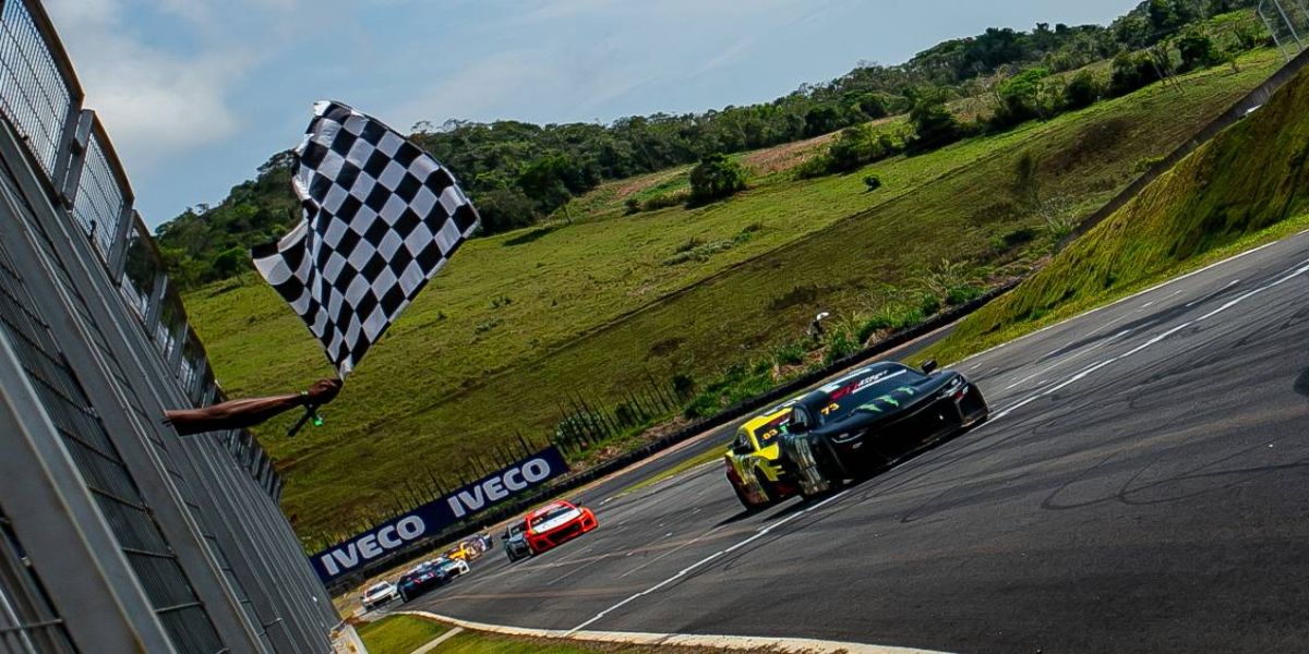 GT Sprint Race Special Edition: Francesco Franciosi leva a melhor na Corrida 2