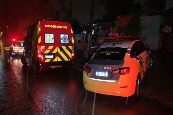 Imagem referente a notícia: Jovem é ferido na perna após confusão no Bairro Santos Onofre