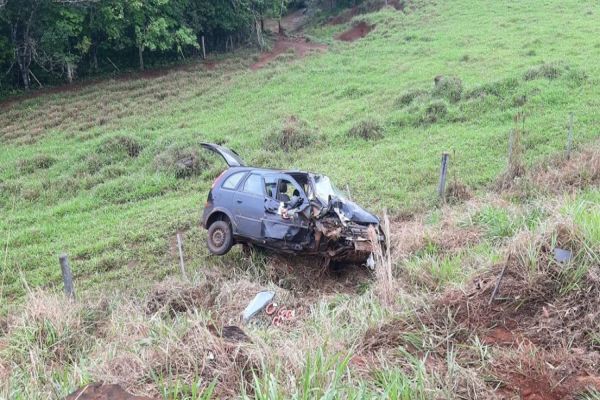 Homem morre e outras duas ficam feridas após colisão frontal na PR-484 em Boa Vista da Aparecida
