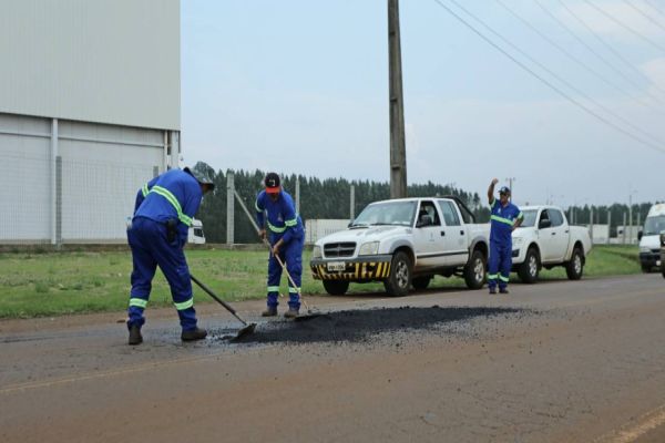 Prefeitura de Cascavel intensifica reparos em ruas da cidade