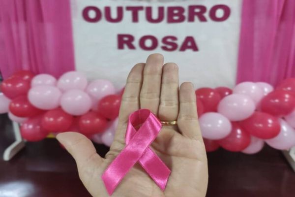 Coopavel amplia as ações de orientação para prevenção ao câncer em mulheres