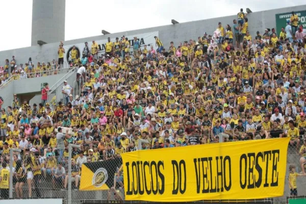 Foto relacionada a notícia: FC Cascavel x Londrina: FPF autoriza a dispensa de Teste Covid para quem tem vacina completa