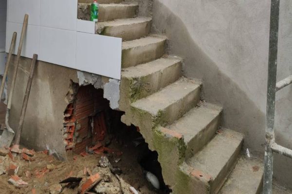 Homens que mataram e concretaram jovem em parede continuaram trabalhando na obra por dias, diz PC