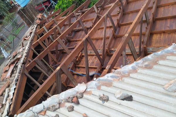 Chuva e ventos fortes mobilizam a Defesa Civil em Cascavel
